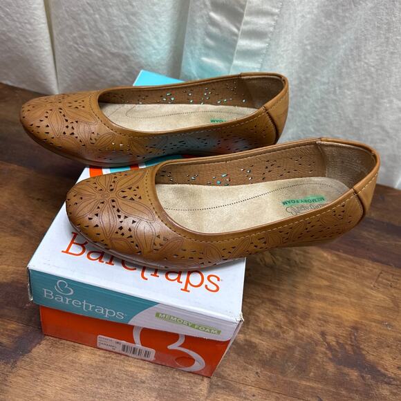 Baretraps Memory Foam Mariah Women's Size 7 Caramel Flats Slip On Shoes - Picture 1 of 12